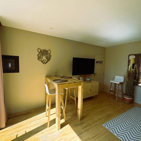 Le Dix - Classic Room - Vallabrix Proche Uzes Buitenkant foto