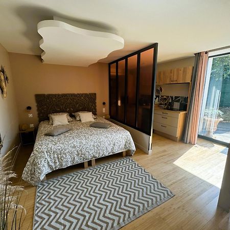 Le Dix - Classic Room - Vallabrix Proche Uzes Buitenkant foto